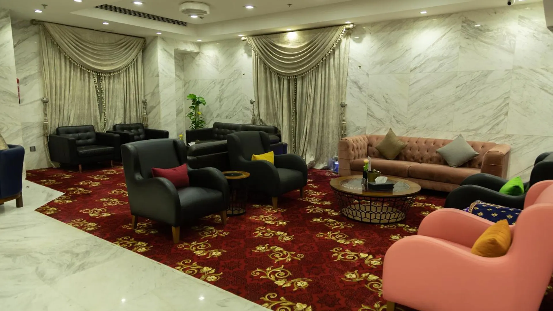 Carawan Hotel Jiddah 3*,