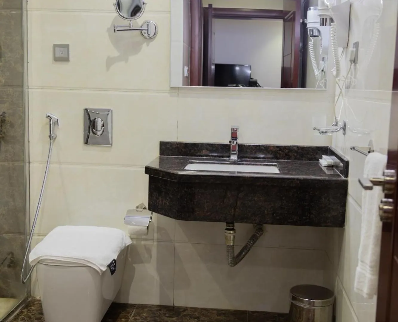 Carawan Hotel Jeddah 3*,