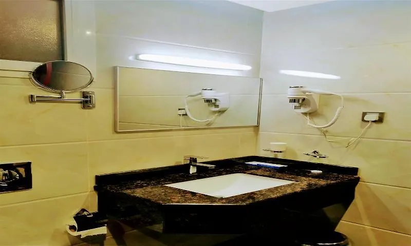Carawan Hotel Jeddah 3*,  Saudi Arabia